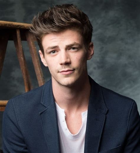 grant gustin net worth|Grant Gustin Biography, Age, Height, Wife, Net Worth, Family